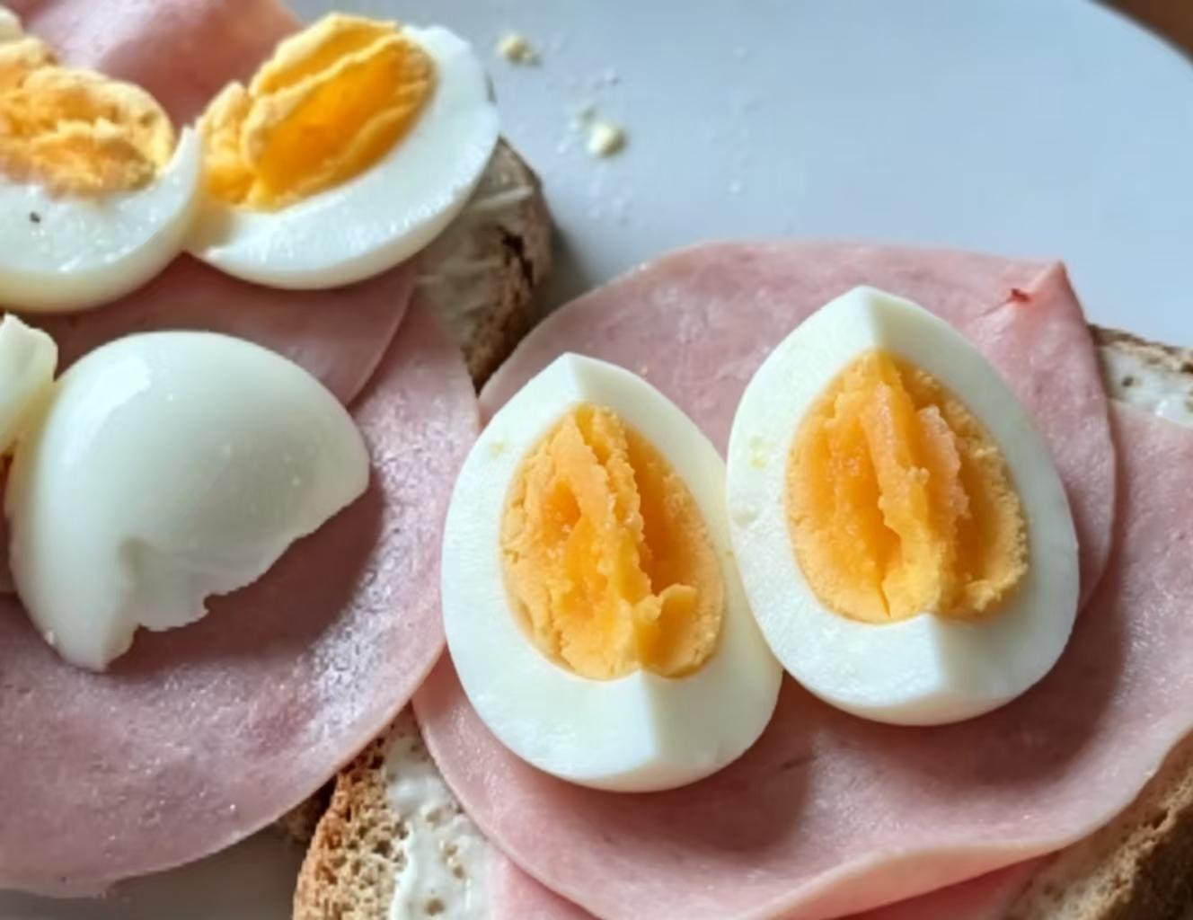 Ham and Egg on Toast