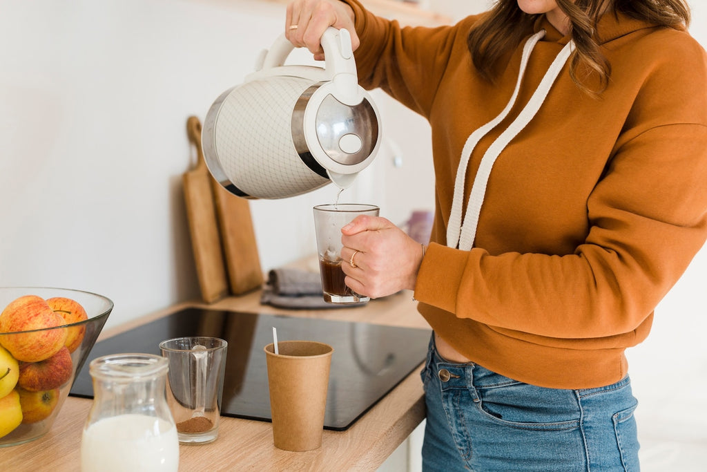 Boil Water Instantly with Electric Kettle: BPA Free!