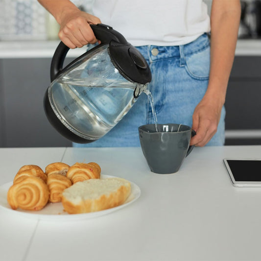 A Quick & Easy Guide to Making Tea with an Electric Kettle