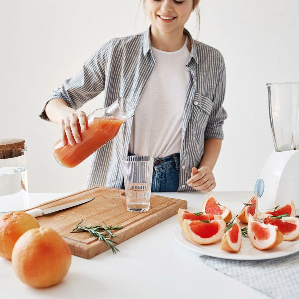 Creating Delicious and Healthy Orange Juice with an Electric Juicer